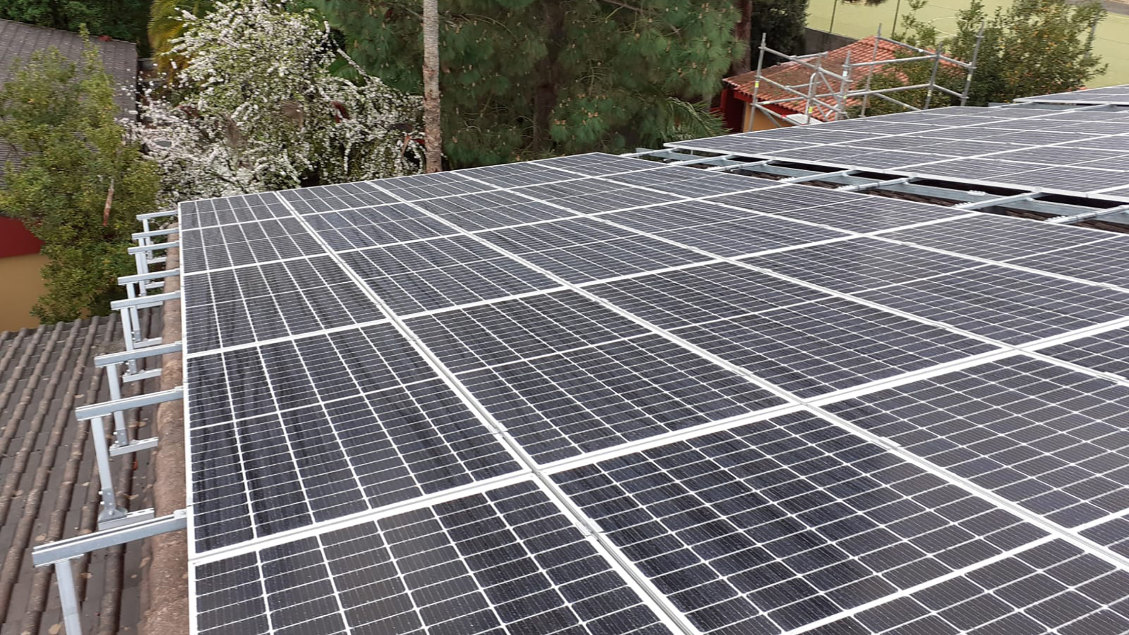 solar-panels-installation-1